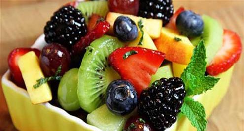 أضرار تناول الوجبات الخفيفة من الفاكهة